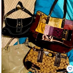 4 coach purses in very good condition. Sold is a lot 150.00